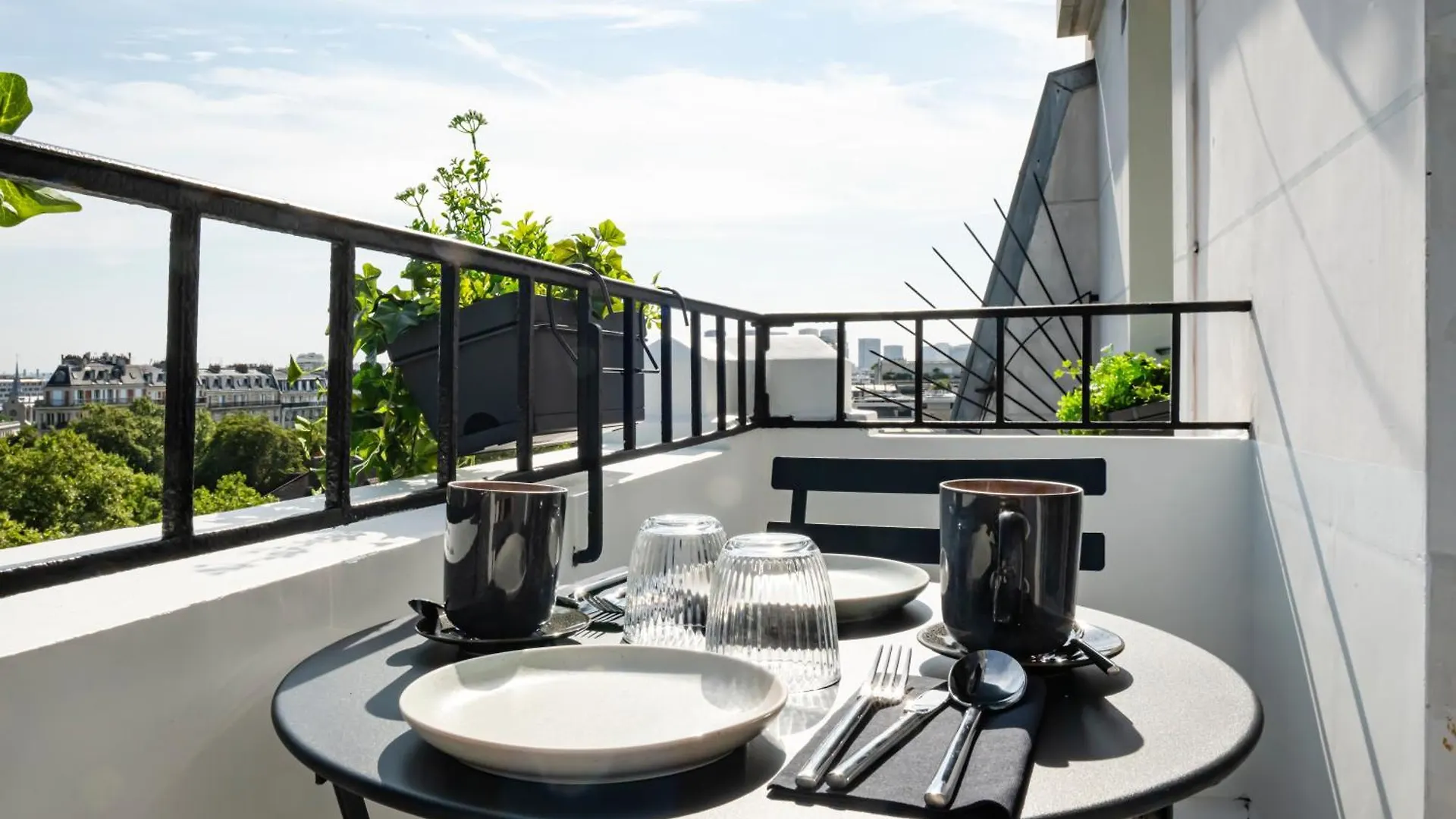 Le Lampika Hotel Paris