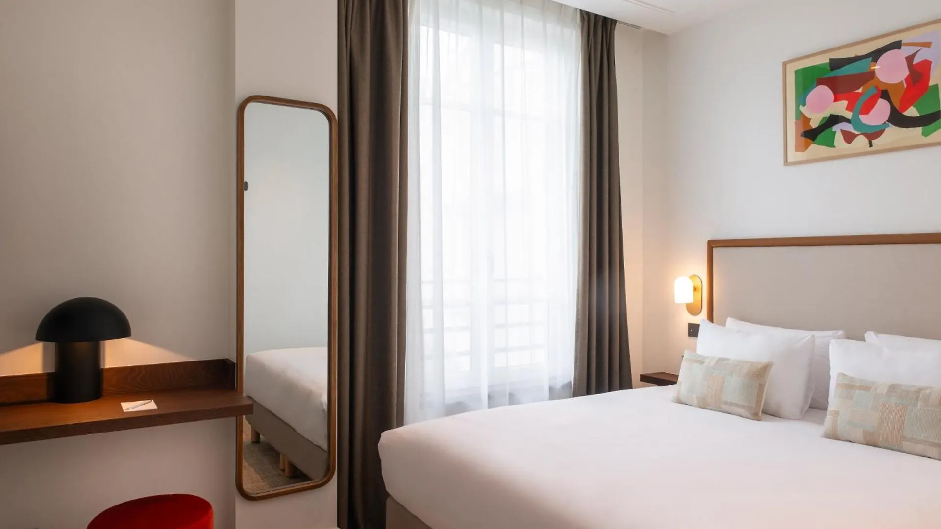 Le Lampika Hotel Paris