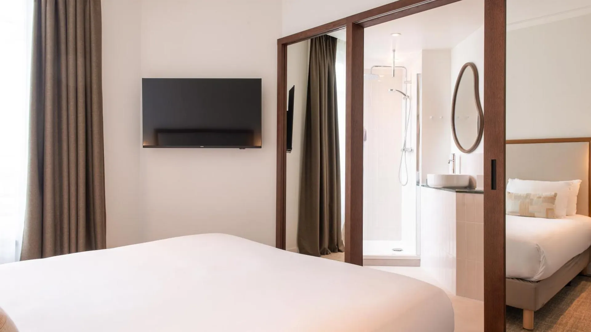 Le Lampika Hotel Paris France