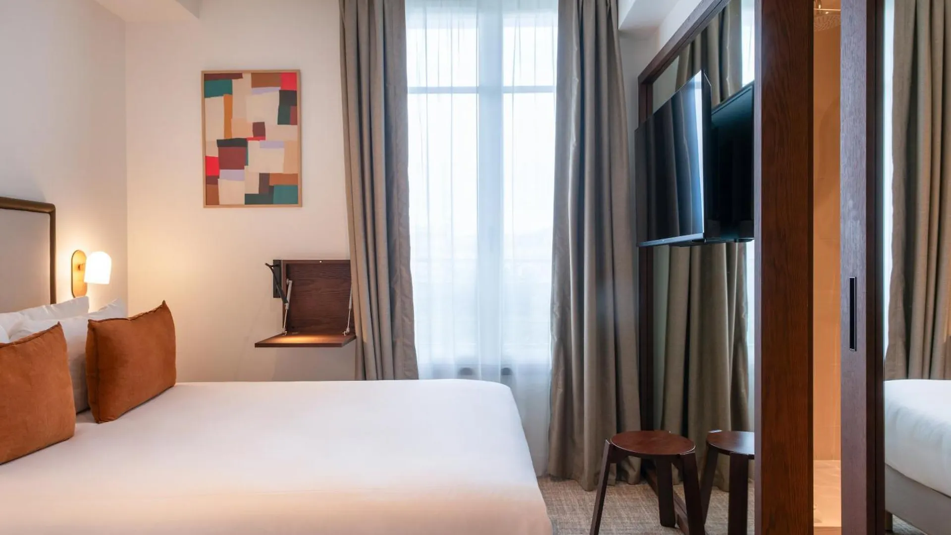 Le Lampika Hotel Paris