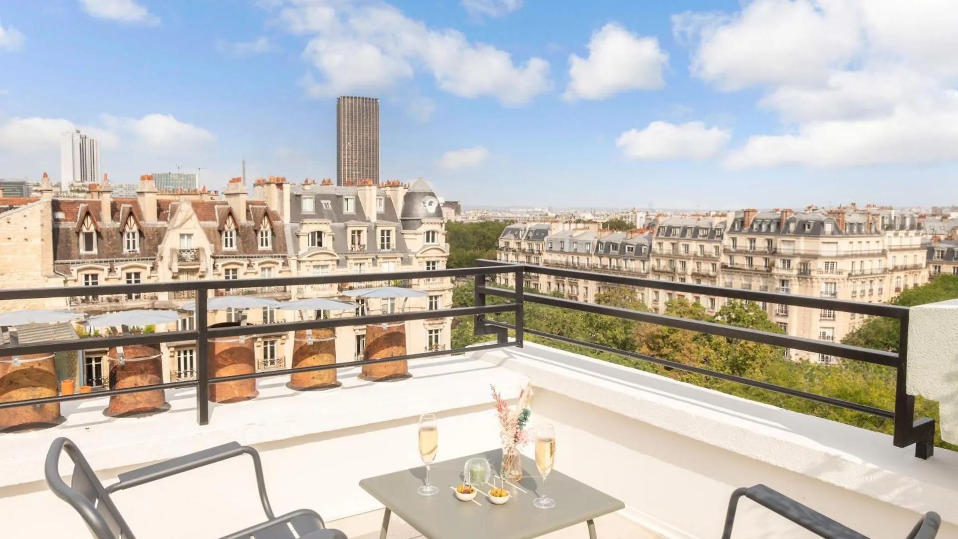 Le Lampika Hotel Paris